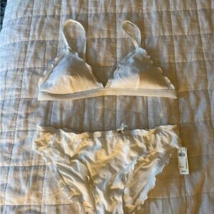 aerie white bikini, perfect for a bride!!